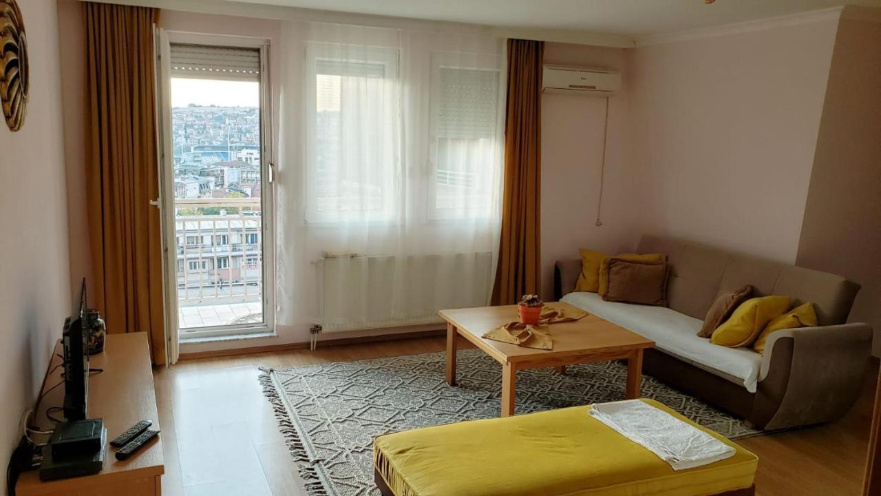 Gorgeous Apartment With City View In The City Center Priština Exteriér fotografie